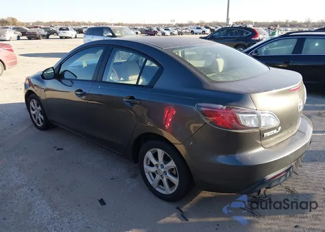2010 Mazda Mazda3 I Touring из США, поврежденный, VIN JM1BL1SF6A1121604